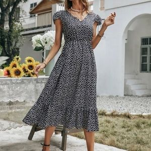 Black Long Dress with Bow in the Back